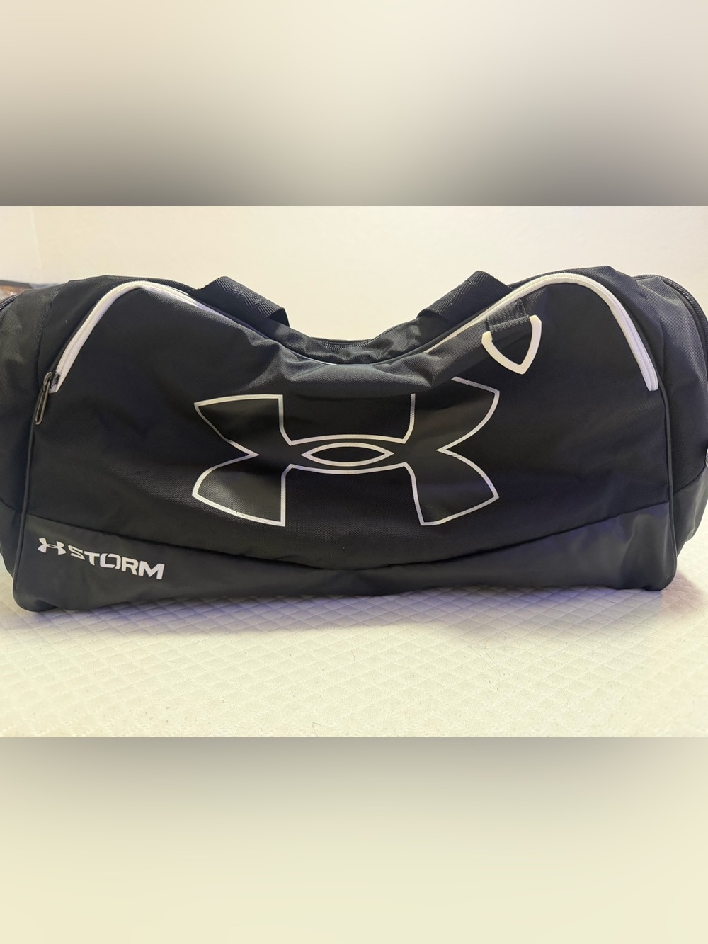 Under Armour Black duffel Bag